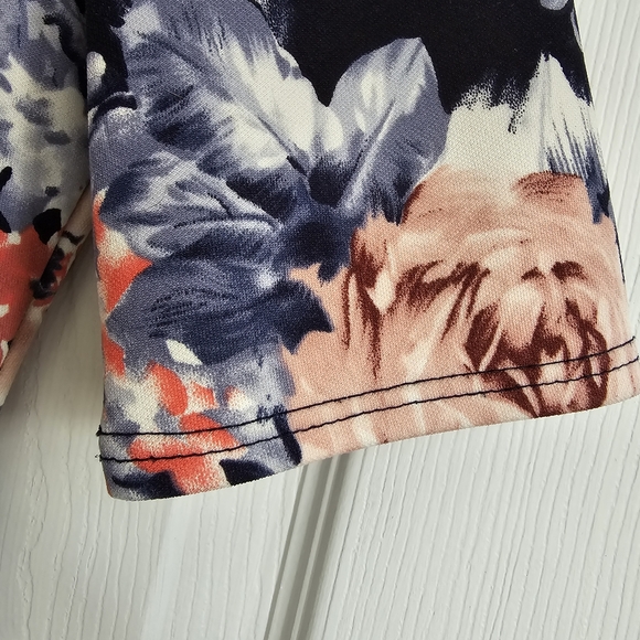 🌷Floral Bodycon Mini Dress - Picture 6 of 8